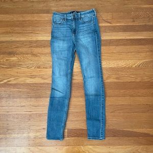 Hollister High-Rise Super Skinny Jeans